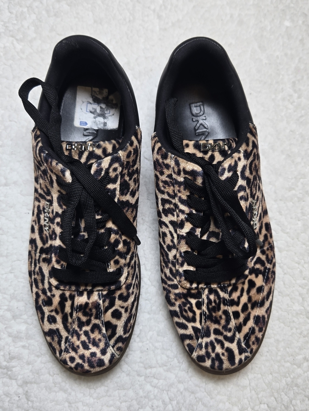 DKNY Leopard Print Sneakers Black Accents Athletic Shoes Sz 8.5 EUC - Picture 2 of 7